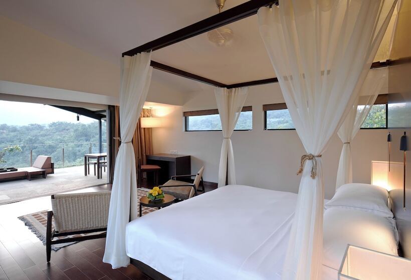 منتجع Dharana At Shillim A Luxury Wellness Retreat