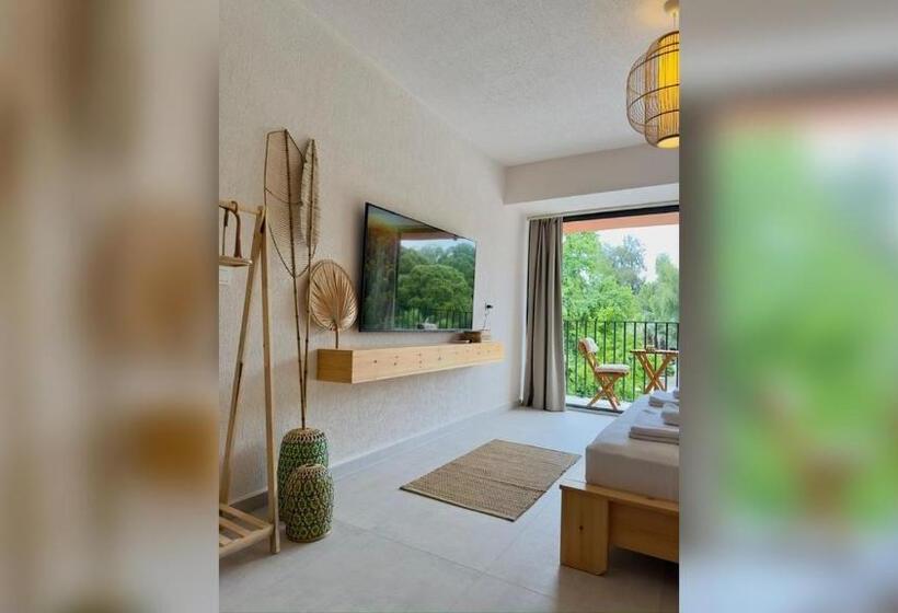 Общежитие Rue Rooms