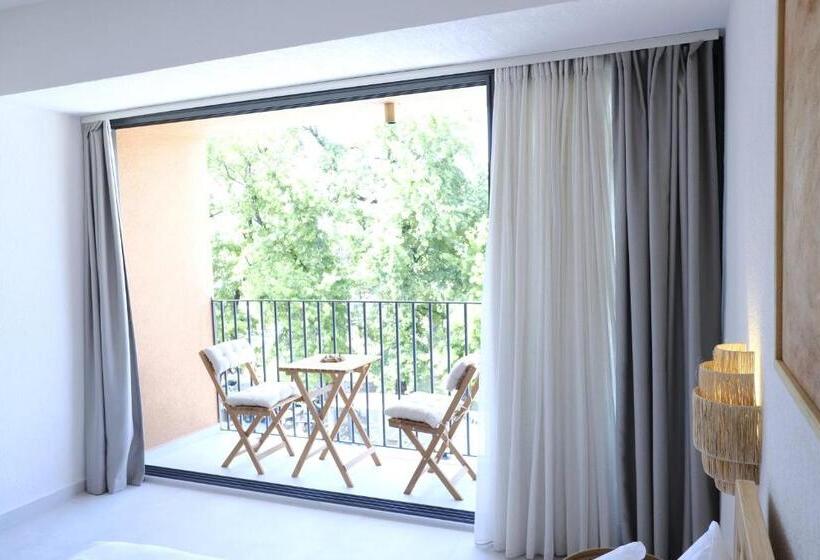 Общежитие Rue Rooms