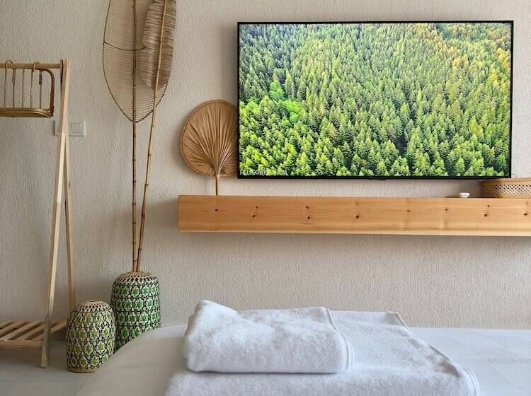 Общежитие Rue Rooms