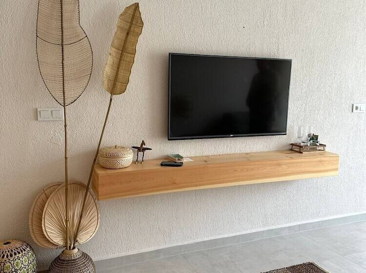 Общежитие Rue Rooms