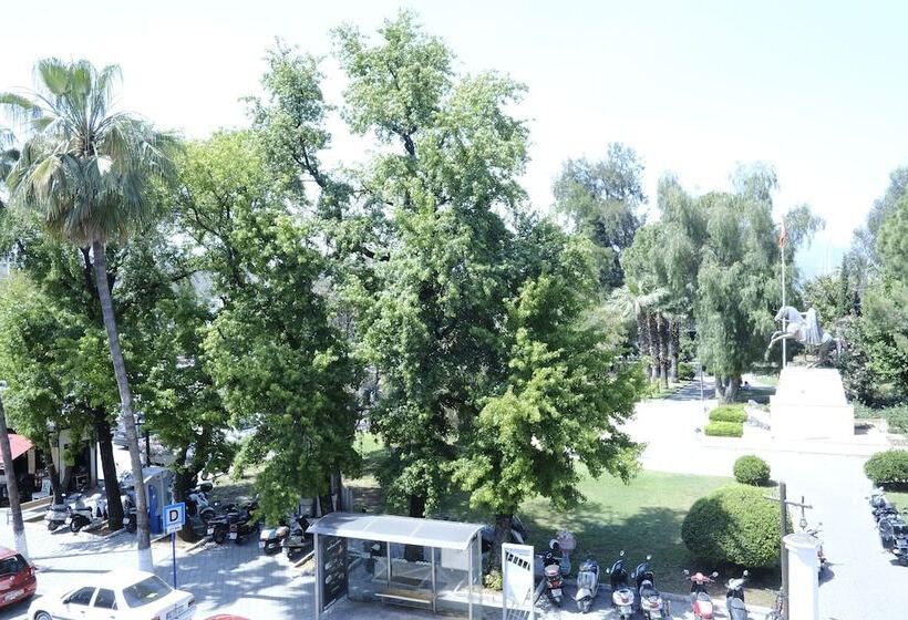 Общежитие Rue Rooms