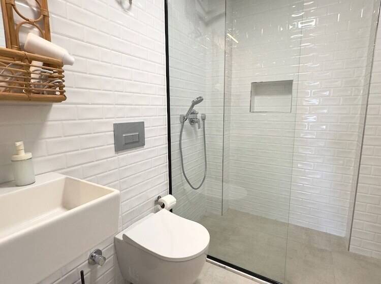 Общежитие Rue Rooms