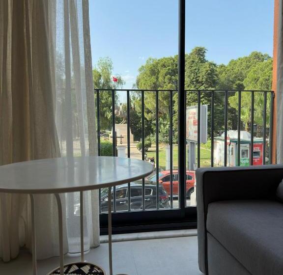 Общежитие Rue Rooms