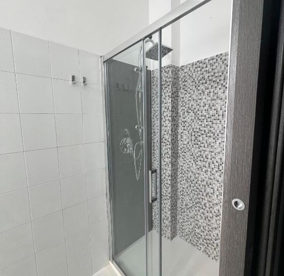 민박 Settetrequattro Rooms