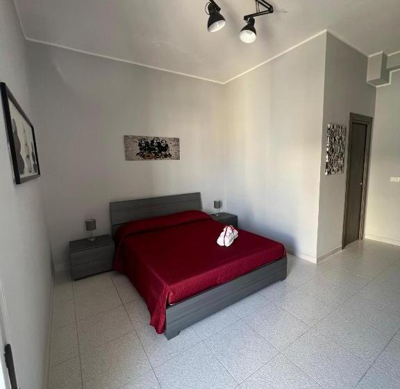 민박 Settetrequattro Rooms