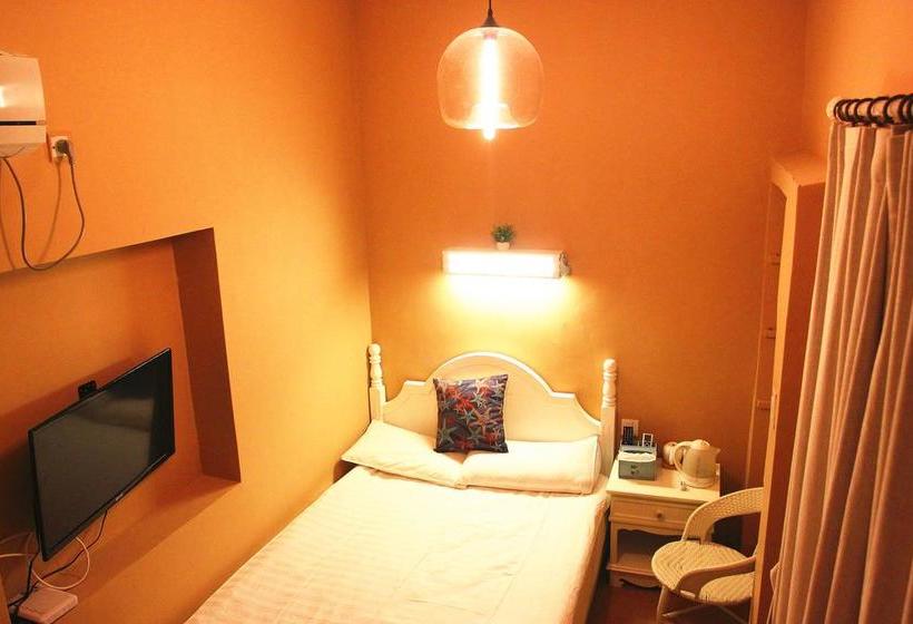 Bed and Breakfast Hangzhou Poke Theme Guest House