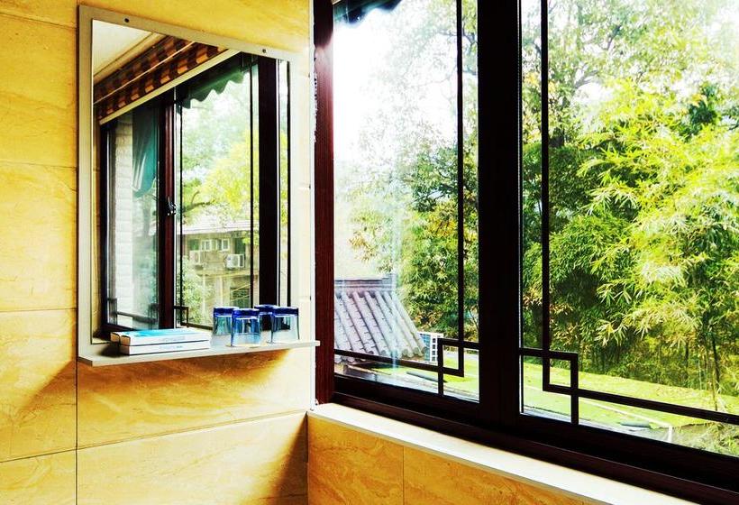 Bed and Breakfast Hangzhou Poke Theme Guest House