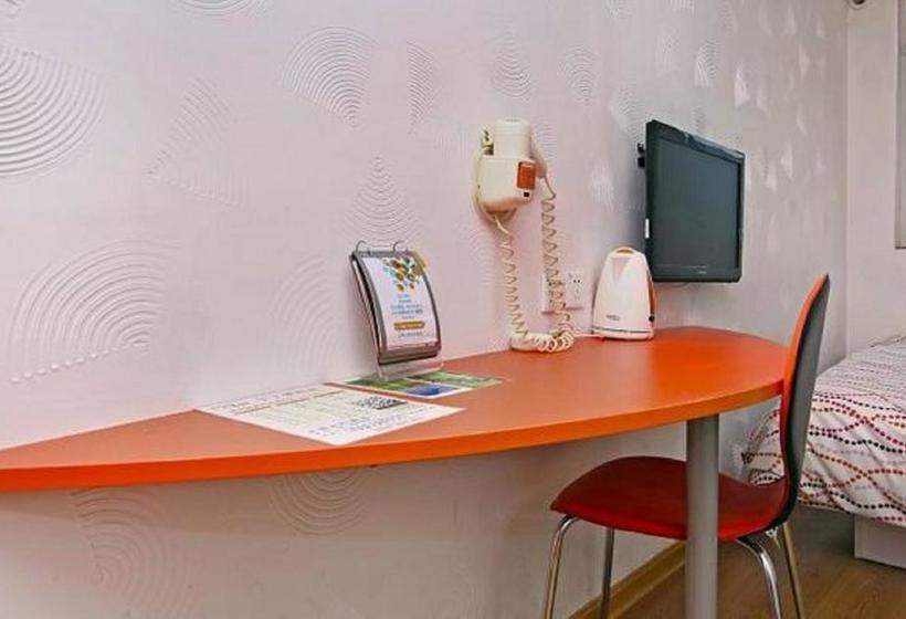 هتل Pod Inn Shanghai Pudong Airport Disneyland