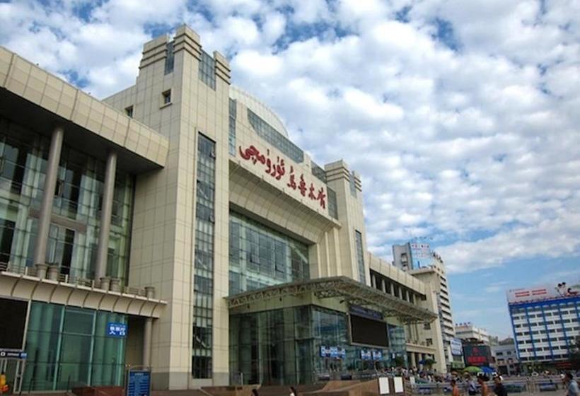 בית מלון כפרי Urumqi Dingfu
