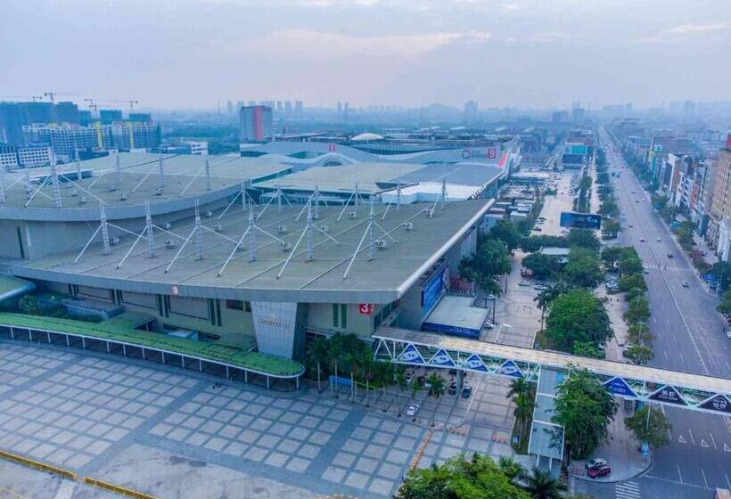 Vienna Hotel Dongguan Houjie Exhibition Center