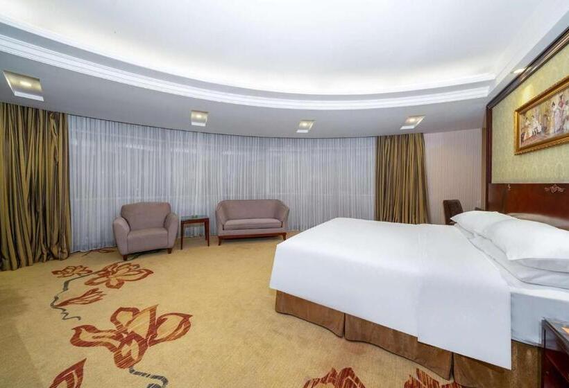 Vienna Hotel Dongguan Houjie Exhibition Center
