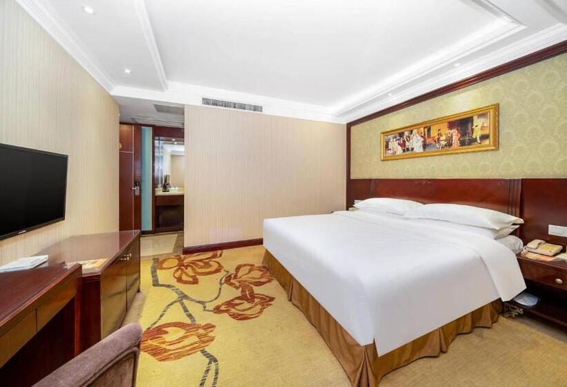 Vienna Hotel Dongguan Houjie Exhibition Center