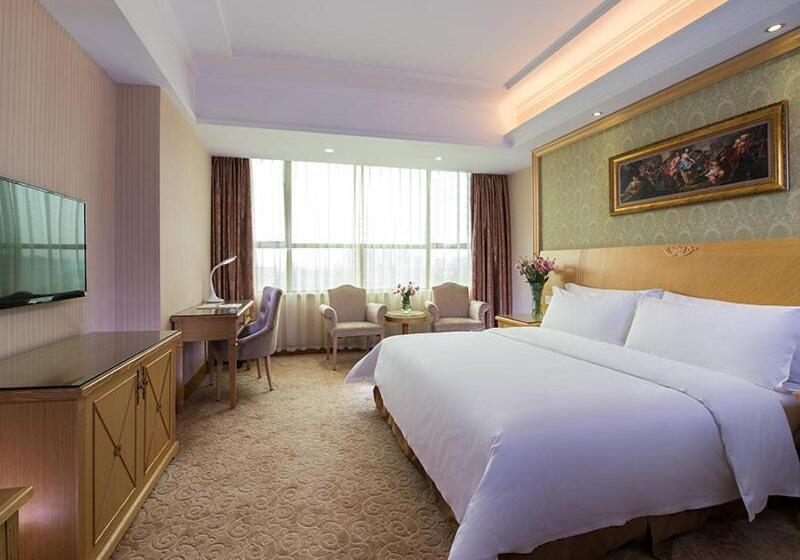 Vienna Hotel Dongguan Tangxia Lincun Square