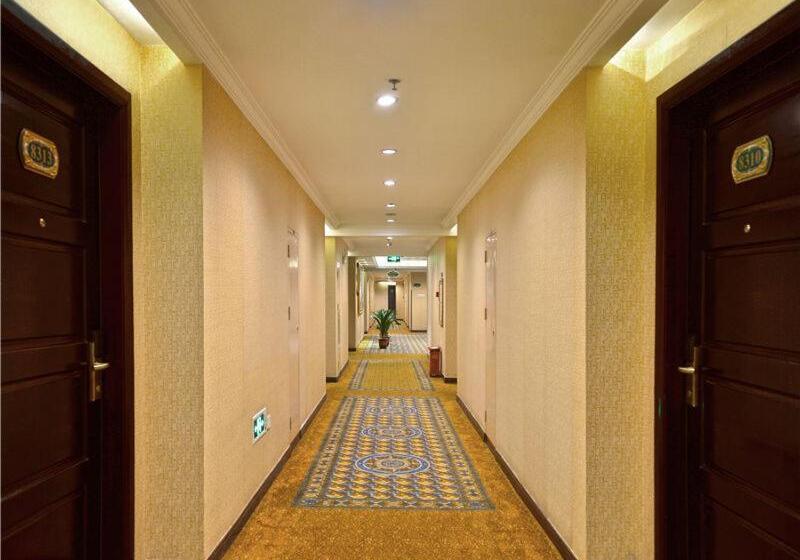 Vienna Hotel Meizhou Railway Station