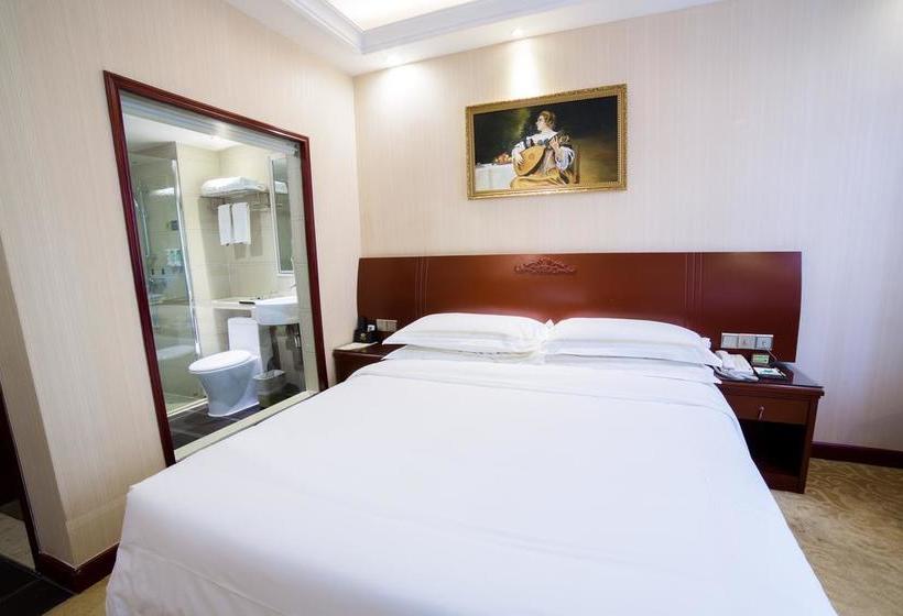 Vienna Hotel Zhuhai Xiangzhou Bus Station