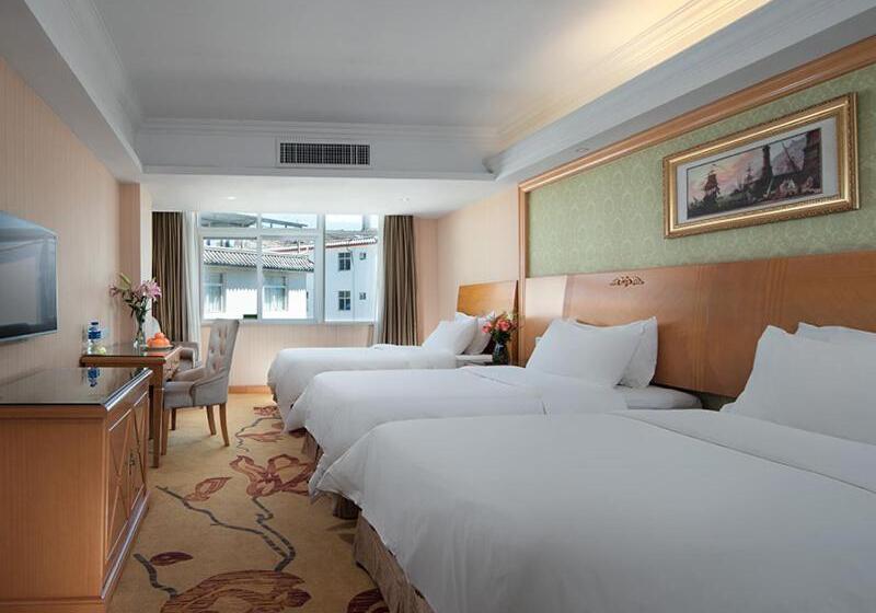 Vienna International Hotel Lijiang Yuxue Avenue