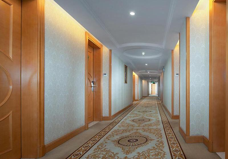 Vienna International Hotel Lijiang Yuxue Avenue