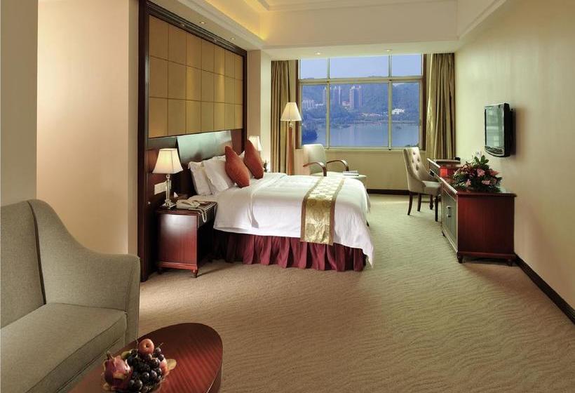 Отель Vienna International  Xi An Dayan Tower