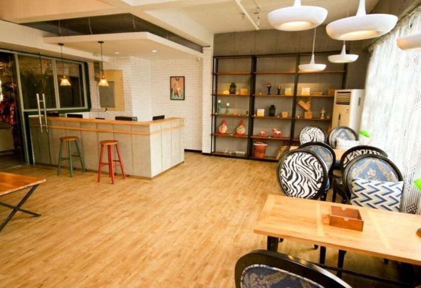 Xi An Jimu International Youth Hostel