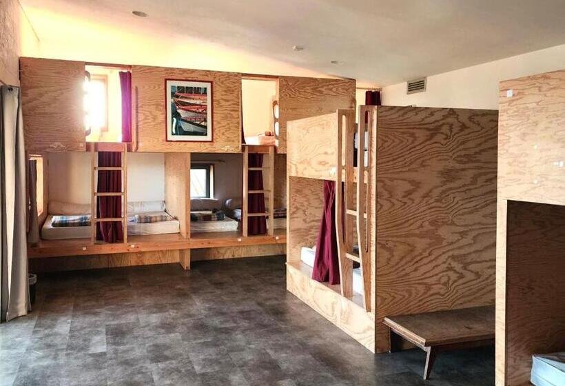 فندق صغير Ostal île De Batz   Auberge De Jeunesse