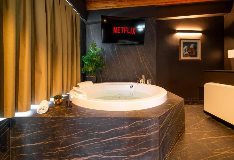 צימר Cinquanta Sfumature Luxury Suites