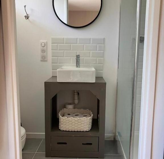 مبيت وإفطار La Pause Cadurcienne, Table Et Chambre D Hôtes