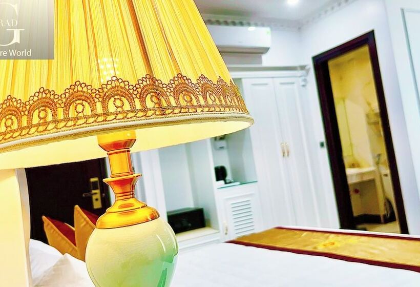 Gold Hotel Luxury Tu Son