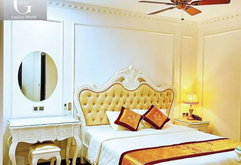 Gold Hotel Luxury Tu Son