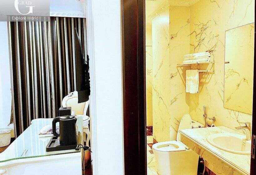 Gold Hotel Luxury Tu Son