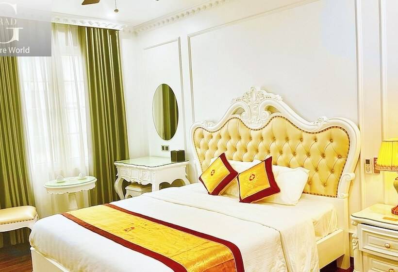 Gold Hotel Luxury Tu Son