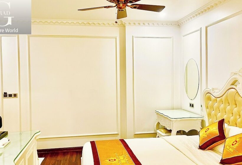 Gold Hotel Luxury Tu Son