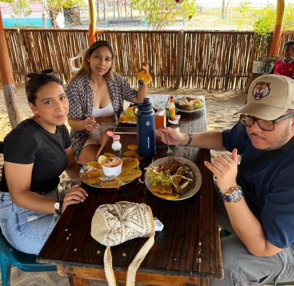 هتل Hospedaje Palaaijat