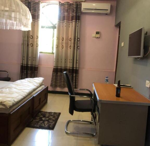 ホテル Regal Naivera