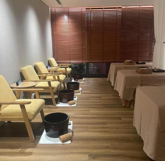 هتل Tòa Nhà Ibiza, Khu Nghỉ Dưỡng Flamingo Hải Tiến, Hoàng Trường, Hoằng Hóa, Thanh Hóa