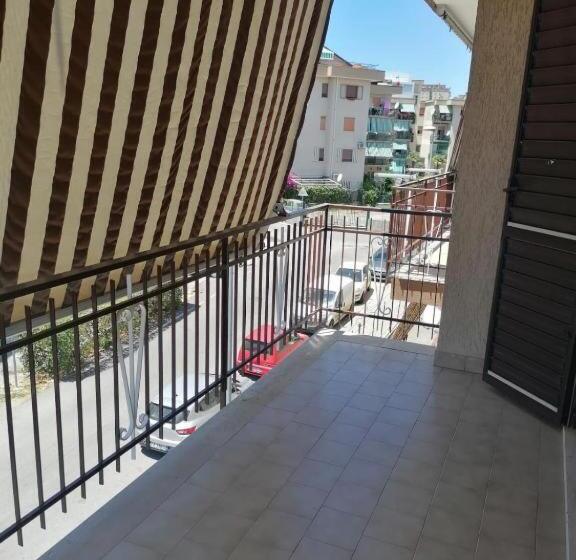 بنسيون Eva Rooms Ad Un Passo Dal Centro