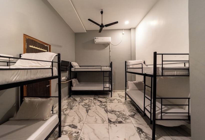 בית מלון כפרי Bees