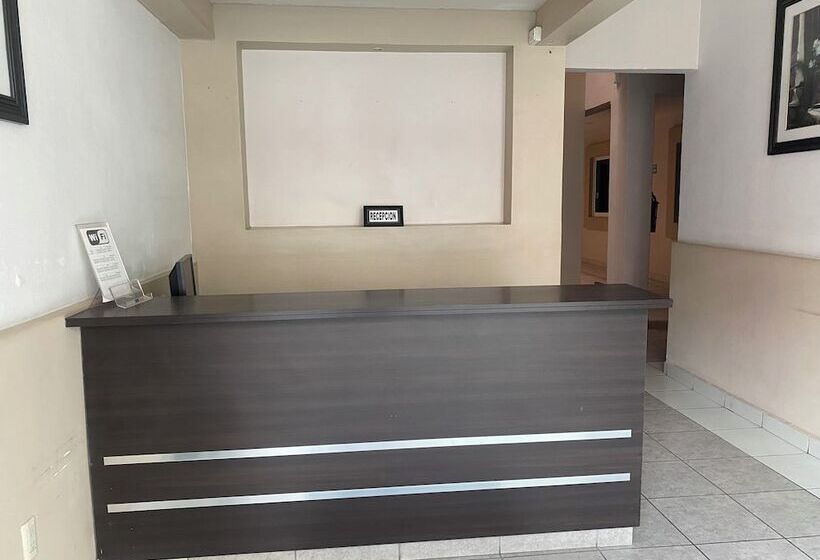 호텔 Sauces Morelia Centro Historico