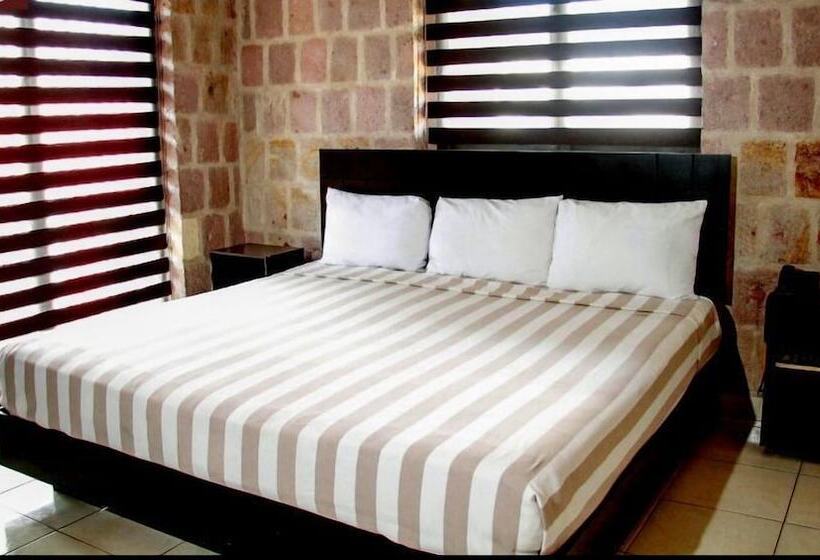 호텔 Sauces Morelia Centro Historico