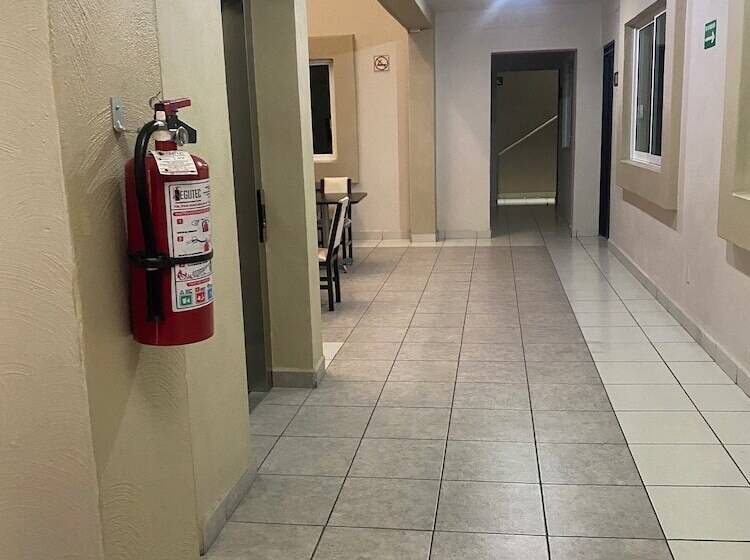 호텔 Sauces Morelia Centro Historico