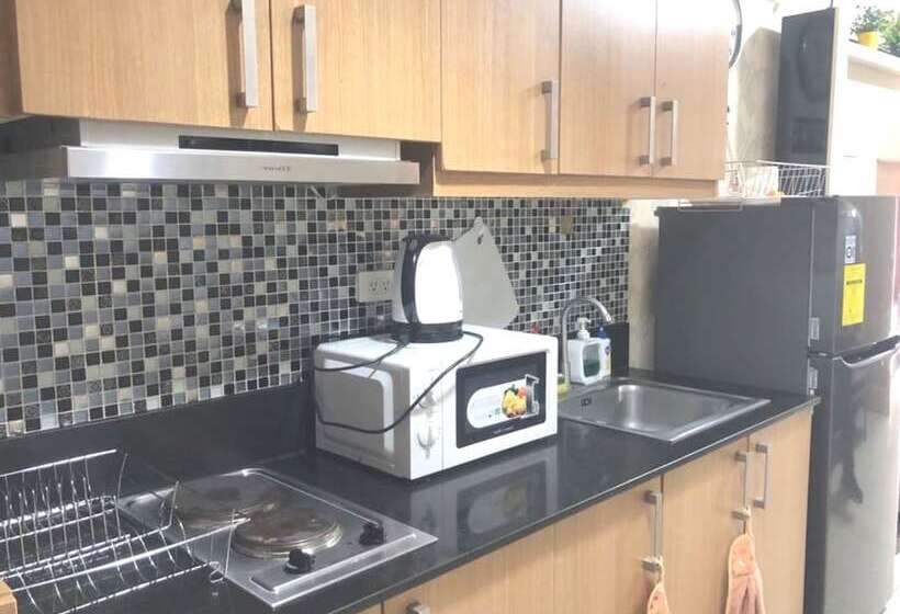 فندق Oyo 1091 Jas Place Pasay