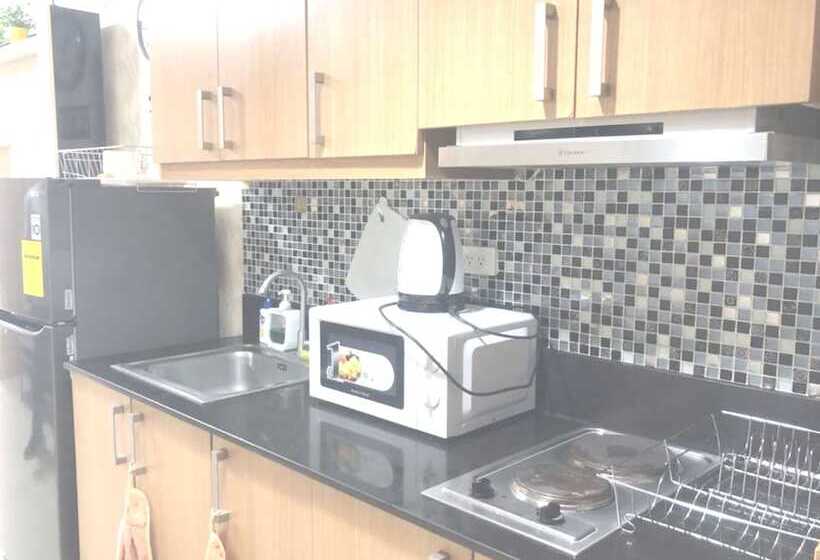 فندق Oyo 1091 Jas Place Pasay