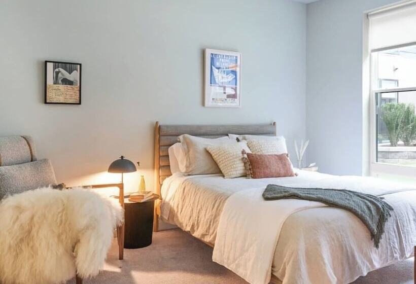 Luxury Apartments By Hyatus At The Asher