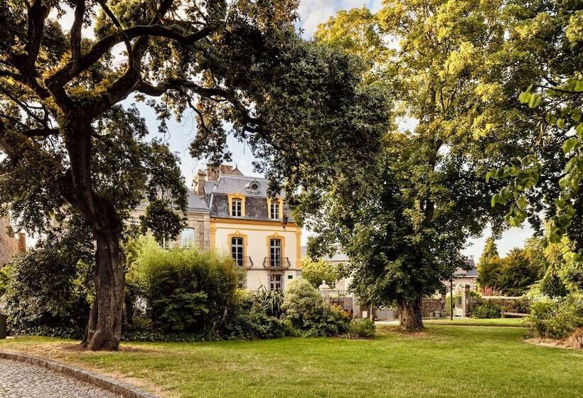 تختخواب و صبحانه Clos Du Cèdre   Maison Et Chambres D Hôtes à Dinan