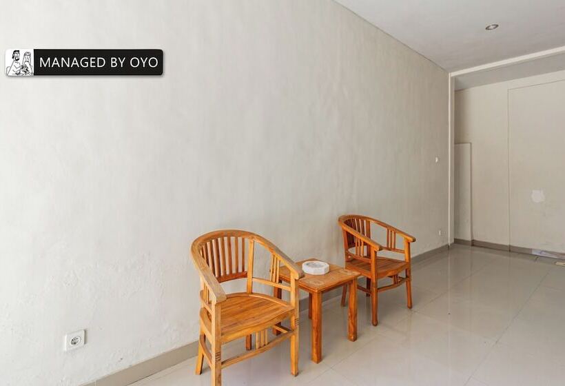 Отель Capital O The Kumpi