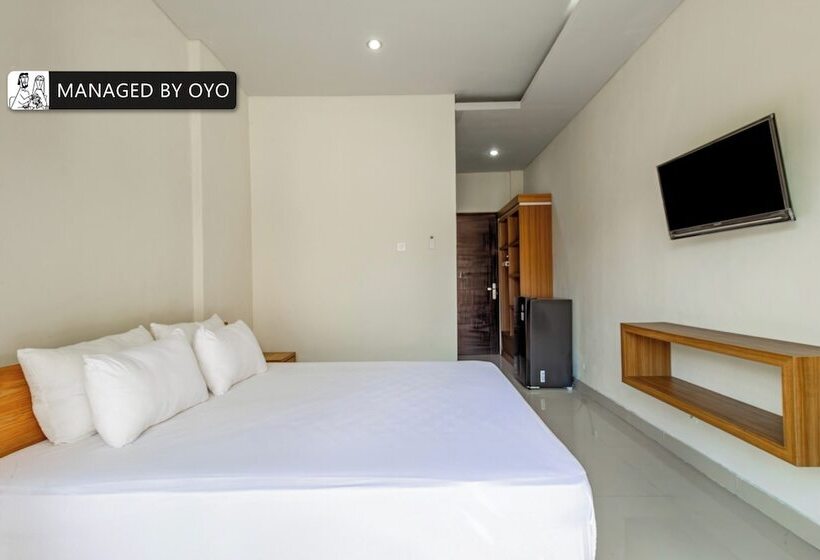 Отель Capital O The Kumpi