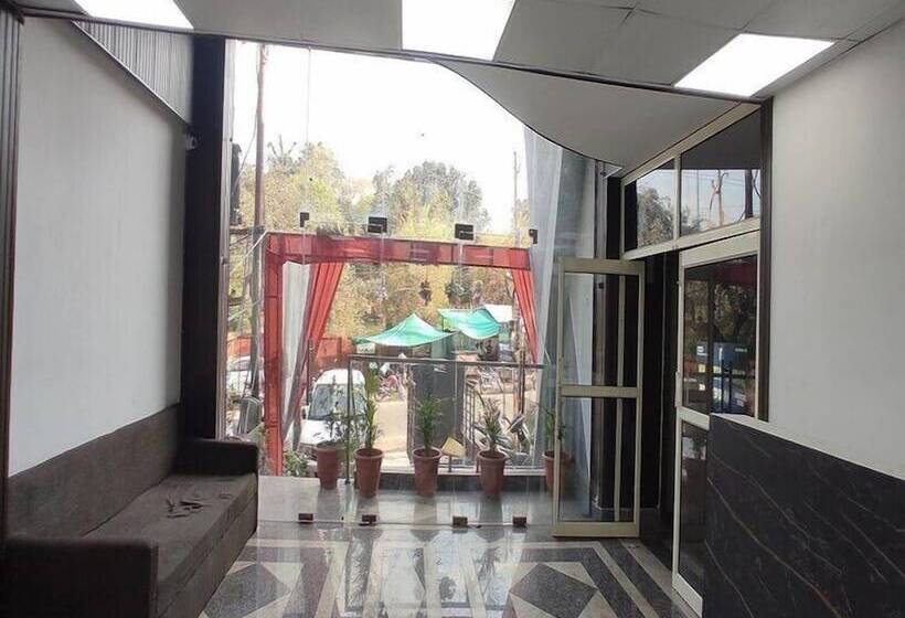 호텔 Jhansi Castle Inn