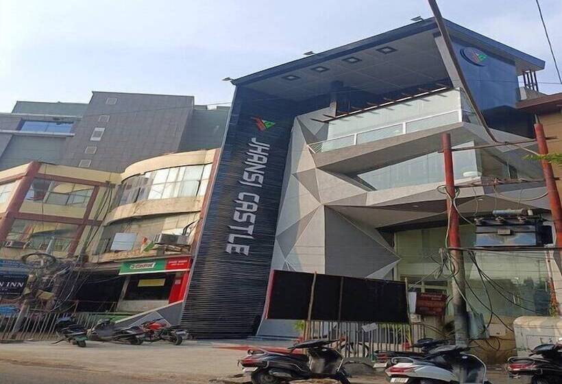 호텔 Jhansi Castle Inn