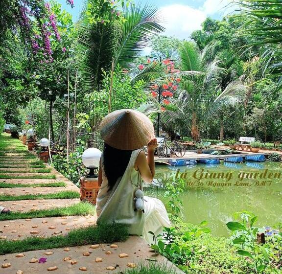 هتل Lá Giang Garden