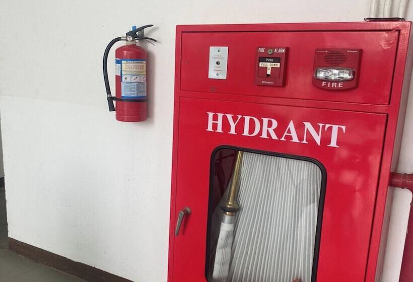 酒店 Oyo 94010 Victoria Square